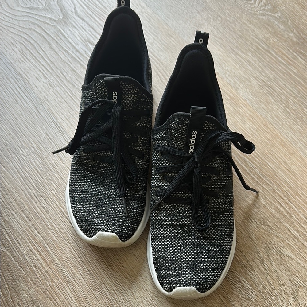 Good condition adidas cloudfoam